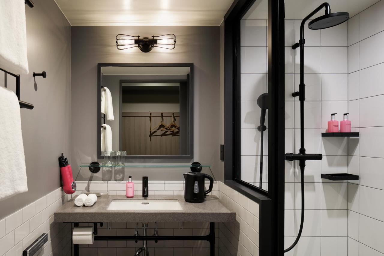 Moxy Osaka Shin Umeda Hotel Eksteriør billede